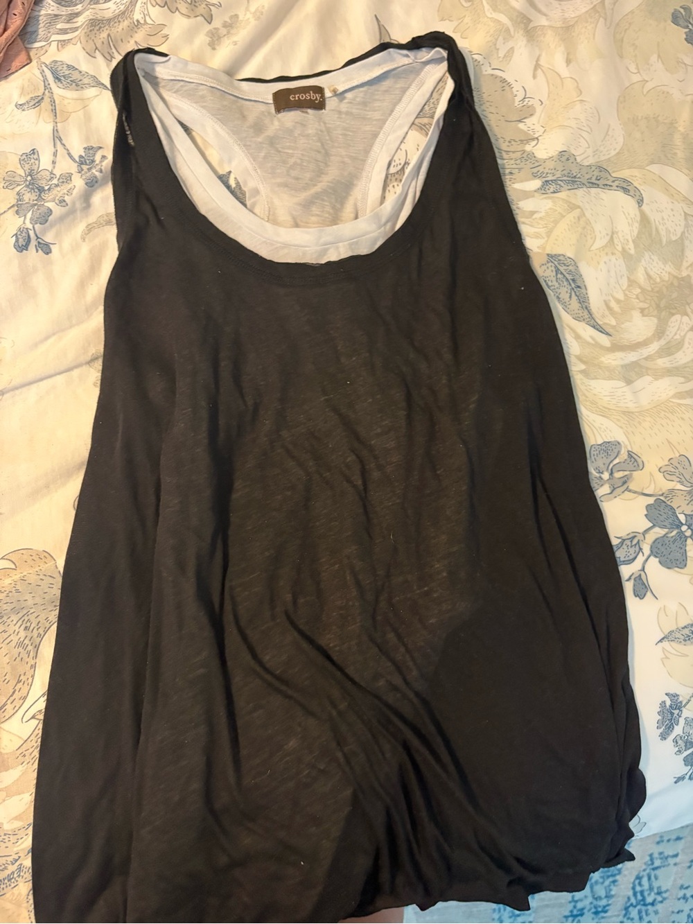 crosby. Black Double-Layer Scoop Tank with White Lining